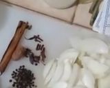 Foto langkah ke 1 dari resep Nasi kebuli sapi sedep bumbu karenya.