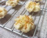 Foto langkah ke 7 dari resep Sagu Keju Lumer dan Cruncy By Tintin Rayner Dan Tips.