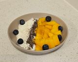 Foto langkah ke 7 dari resep 🥭Mango Yoghurt Chia Bowl.