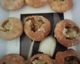A picture of step 3 of Sev Puri.