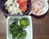 รูปขั้นตอนการทำที่ 2 ของ ต้มข่าไก่ ไข่เจียว สูตรคีโต