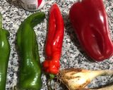 Foto del paso 1 de la receta: Hígado de ternera con verduras y tomate