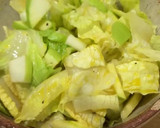 Foto del paso 5 de la receta: *Ensalada de Lechuga Romana con Manzana Verde y Vinagreta Agridulce*