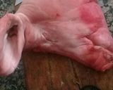 Foto del paso 1 de la receta: Cocinando con $100 arg cabeza de cerdo varias preparaciones