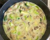 A picture of step 5 of Zucchini Mushroom Soup.