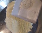 A picture of step 2 of Ras malai pasta siwaiyan.
