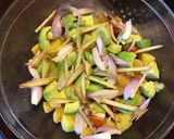 A picture of step 2 of California Farm Spicy Tuna Steak Apricot Salad.