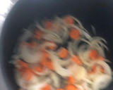 Foto del paso 6 de la receta: Muslos de pollo en salsa con cerveza 🍺