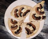 Foto del paso 9 de la receta: Pizza bianca con hongos salteados