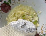 Foto langkah ke 4 dari resep Gamjajeon (Korean Potato Pancake).