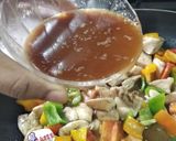 A picture of step 3 of Cashew chicken.