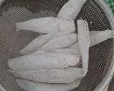 Foto langkah ke 2 dari resep Teri goreng tepung.