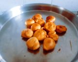 A picture of step 2 of Tasty masaledar Kadhi pakoda with phulka roti for Gujarati dinner.
