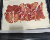 Foto del paso 4 de la receta: Hojaldre relleno de solomillo de cerdo, jamón serrano y manzana