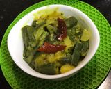 A picture of step 4 of Bengali Style: Aloo-dhNyarosh ’er Chorchori.