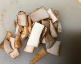 A picture of step 1 of Japanese Butter Garlic Mushroom.