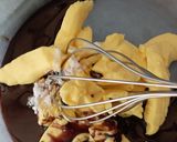 Foto langkah ke 2 dari resep Kue Semprit Tapioka Khas Bangka (3 Bahan).