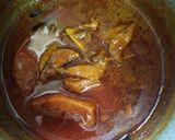 A picture of step 6 of Fried fish with fish curry.