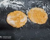A picture of step 4 of Peri peri paneer pinwheel Paratha.