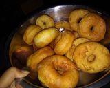 Foto langkah ke 7 dari resep Donat simple no ribet.