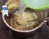 Hình bước làm 2 của món Trà sữa caramel