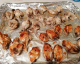 Foto del paso 5 de la receta: Alitas de pollo con barbacoa al horno