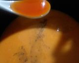 A picture of step 7 of Tomato carrot soup with croutons.