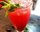A picture of step 7 of Strawberry grapes mocktail.