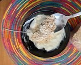 Foto del paso 3 de la receta: Yogurt con avena, manzana, frutos secos y semillas