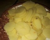 A picture of step 1 of Alo ki bhujia.