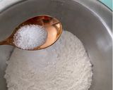 Foto del paso 5 de la receta: Muffins de plátano y nuez 🍌