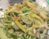 Foto del paso 2 de la receta: Merluza 🐟 diferente 🥦 y súper express!