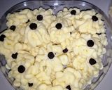 Foto langkah ke 4 dari resep Kue Semprit Renyah.