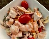 Une image de l'étape 8 de Salade de pâtes au thon, crevettes et feta.