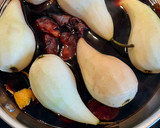 Foto del paso 2 de la receta: Peras al vino y especias