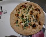ગાર્લિક નાન (Garlic Naan Recipe in Gujarati) રેસીપી સ્ટેપ7ફોટો