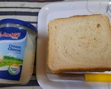 A picture of step 1 of Cream Cheese Sandwiches 🧀 😋.