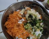 Foto langkah ke 4 dari resep Egg Roll Tahu simple.