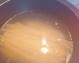 Foto del paso 4 de la receta: Pasta de espaguetis con champiñones y panceta al ajillo