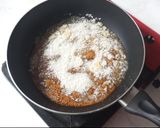 Foto langkah ke 1 dari resep Kue sarang semut / bolu karamel.