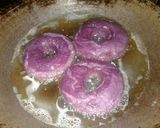 Foto langkah ke 7 dari resep Donat Ubi Ungu.