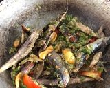 Foto langkah ke 4 dari resep Tongkol Cabe Ijo.