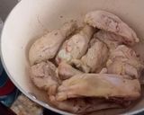 Foto del paso 2 de la receta: Pollo en caldito