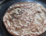 गव्हाच्या पिठाची तंदुरी रोटी (Gavhyachya pithachi tandoori roti recipe in marathi) रेसिपी स्टेप 5 फोटो 