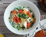 Foto langkah ke 7 dari resep Soto Ayam Bumbu Kuning.