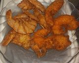 Foto langkah ke 5 dari resep Cangkang / Kulit Udang Crispy.