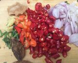 Foto langkah ke 3 dari resep Tempe Orek Kering Bumbu Iris Praktis - Enak.