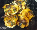 A picture of step 6 of Masala idli.