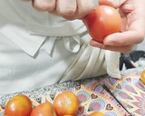Foto del paso 1 de la receta: Ensalada de tomate con queso Idiazábal y ventresca