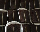 Foto langkah ke 9 dari resep Brownies kukus lapis keju.